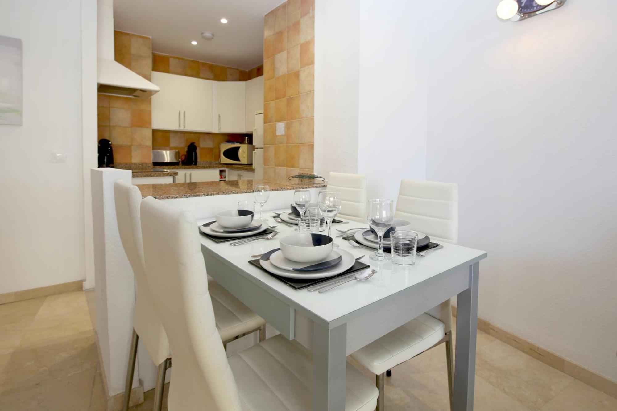 Mika Apartment *